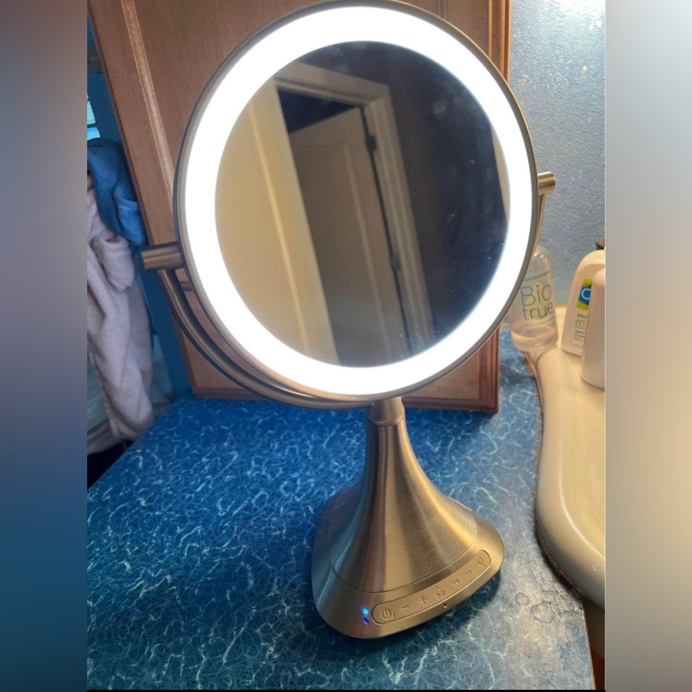IHome Lux Pro Vanity Lighted Mirror
